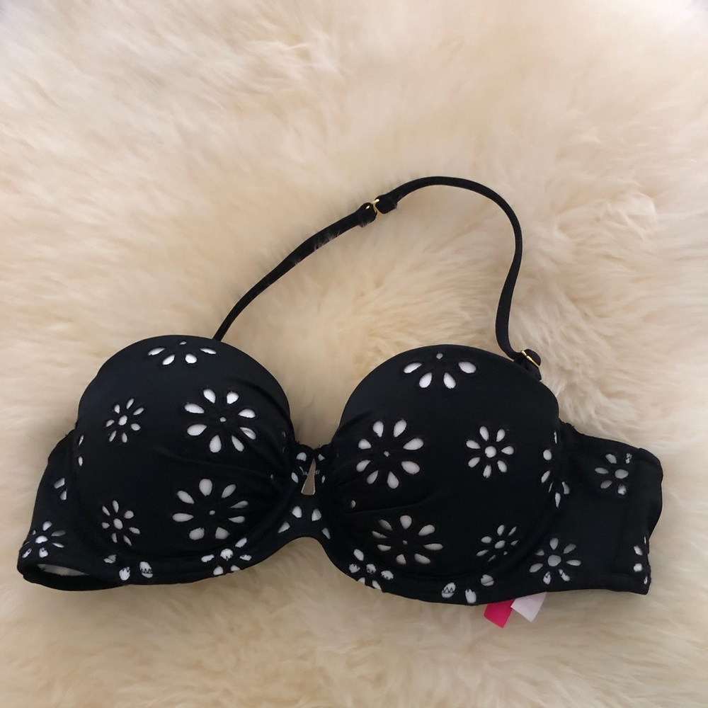 Swimsuit top